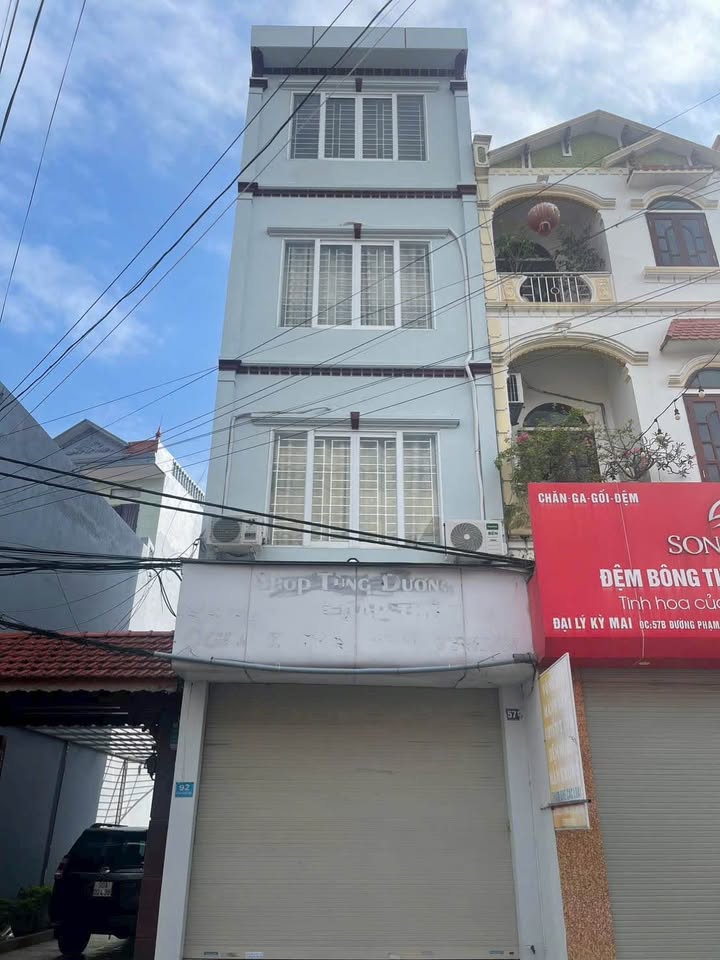 Nhà 4 tầng 41m2 Phạm Ngọc Nhị, Đồng Văn, dòng tiền 15 triệu/tháng