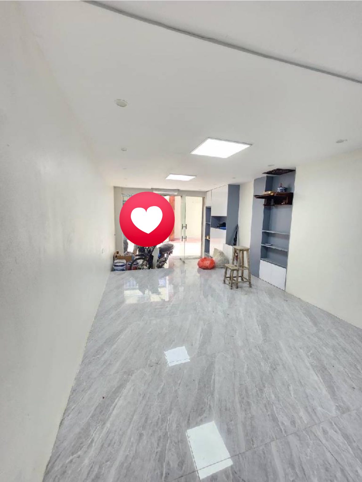 Tập thể Phương Mai tầng 1 - Ô tô tránh, kinh doanh đỉnh, 2 mặt thoáng, sổ đỏ trao tay