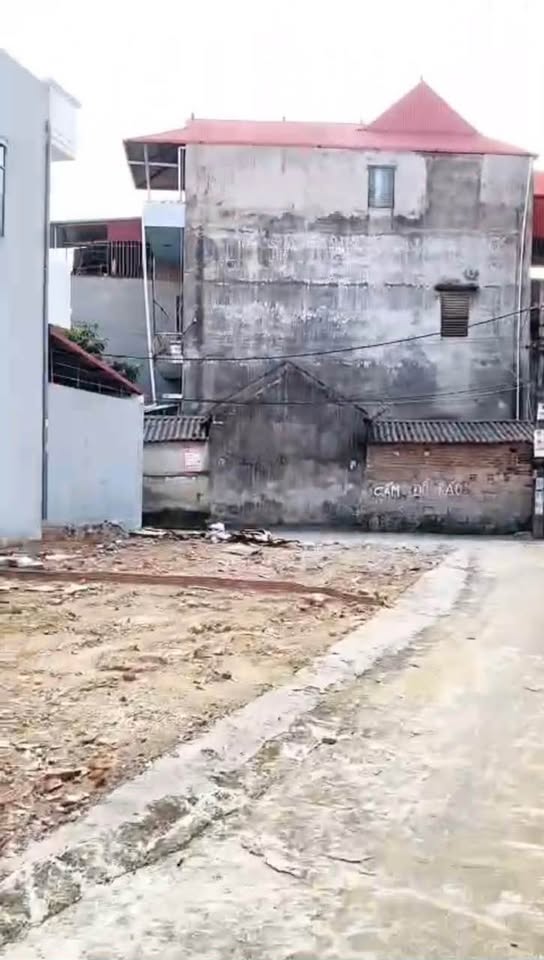 Bán đất thổ cư vị trí đẹp, trung tâm, ô tô đỗ cửa, Lạng Sơn