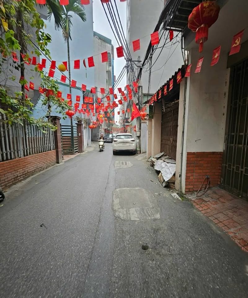 Nhà 8 tầng thang máy, mặt tiền 9m, dòng tiền 110 triệu/tháng, Cổ Nhuế - Đầu tư là sinh lời