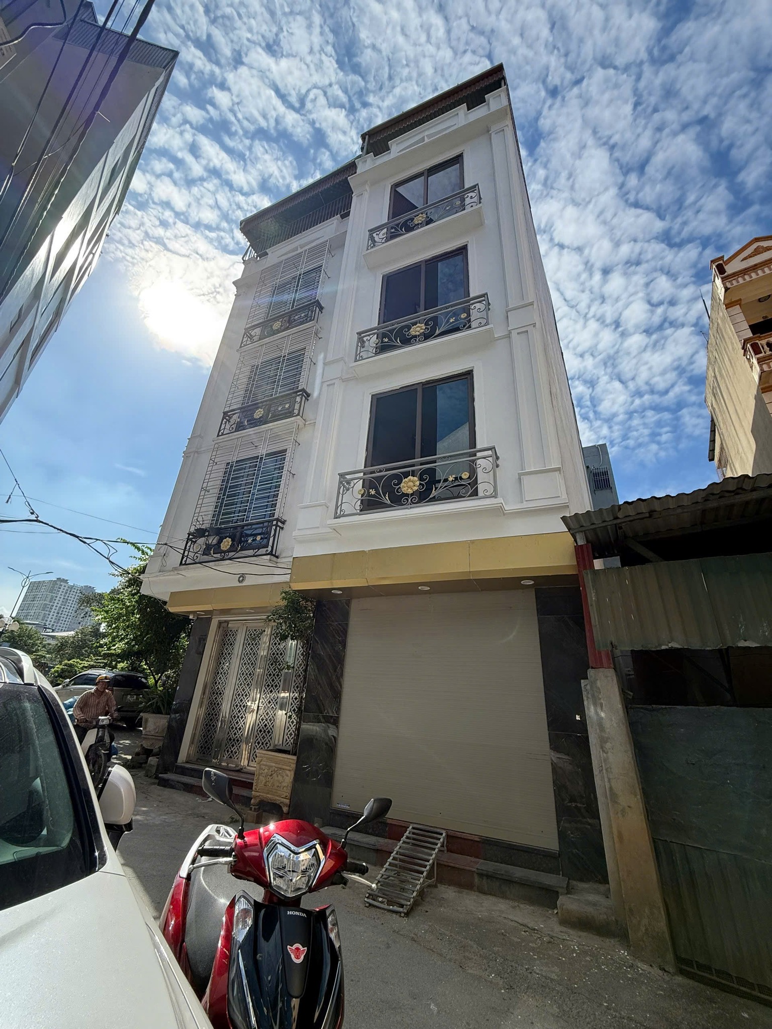 Phân lô Vạn Phúc, 45m2, 5 tầng, ô tô tránh, kinh doanh tốt