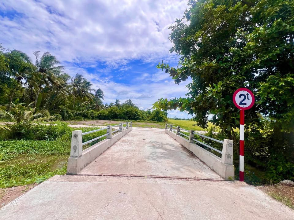 Đất thổ cư Hòa Lợi, Trà Vinh, gần chợ, giá 260 triệu