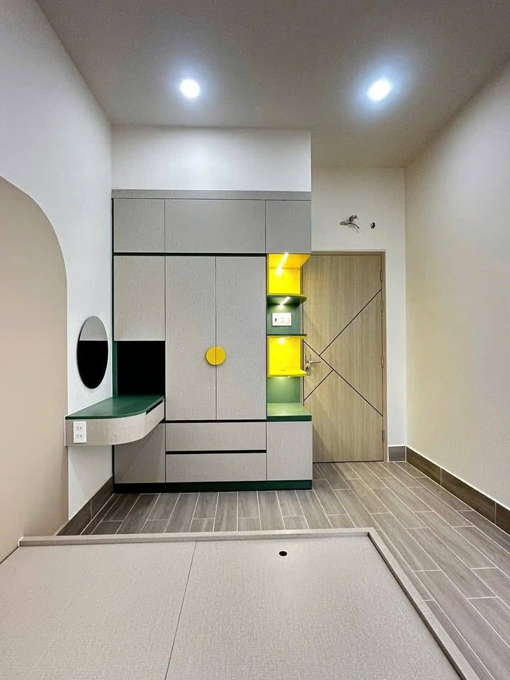 Nhà 35m² mặt tiền 3.3m, ô tô đỗ cổng tại Phú Đô, Nam Từ Liêm