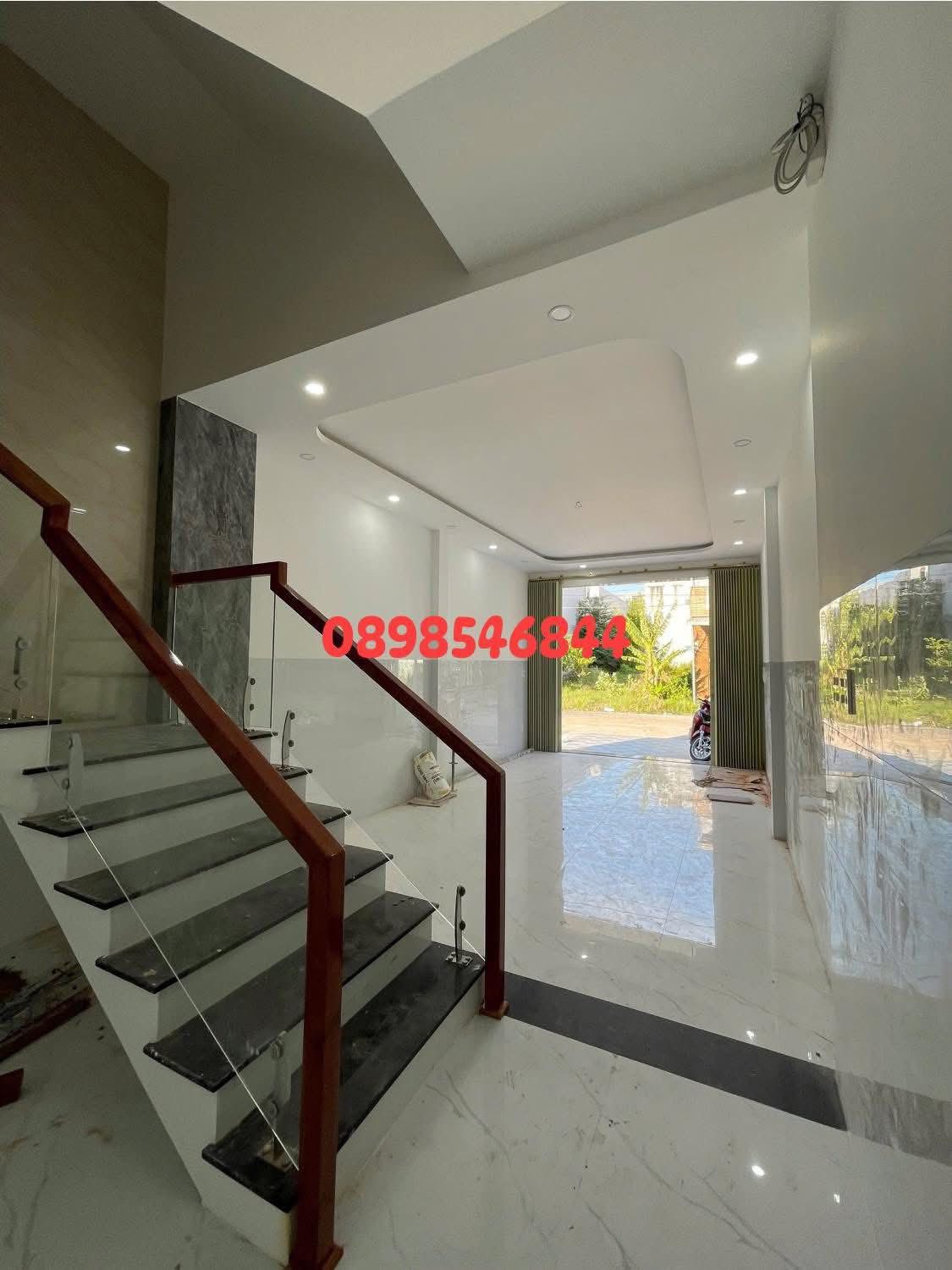 Nhà mặt tiền Hà Huy Tập, 3.5 mê, 4x20m, giá 4.45 tỷ