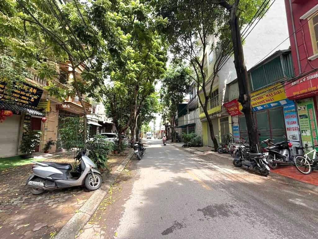 Nhà Tây Trà 5 tầng, ô tô đỗ cửa, giá tốt