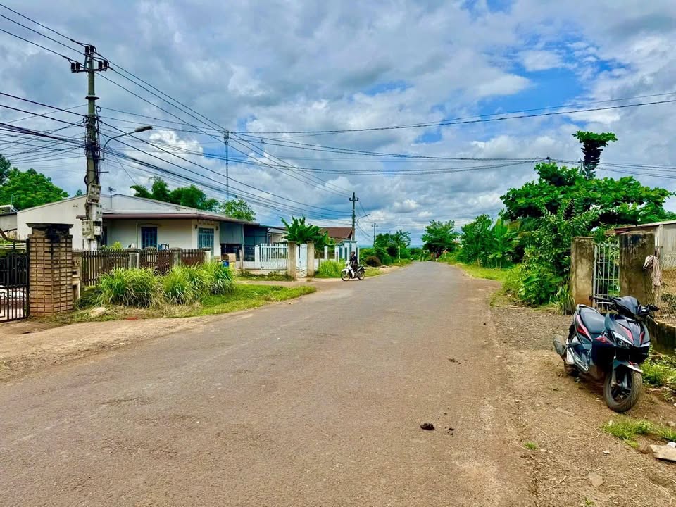 Bán đất mặt tiền hẻm C1, khu dân cư bàn cờ, Buôn Ma Thuột