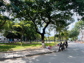 Biệt thự 7m x 20m An Dương Vương, quận 6, sổ hồng sẵn sàng, nội thất xịn sò