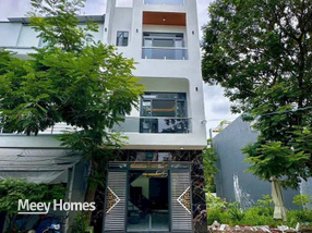 Chính chủ bán gấp nhà phố 1 trệt 2 lầu gần Aeon Mall Bình Dương chỉ 6.2 tỷ