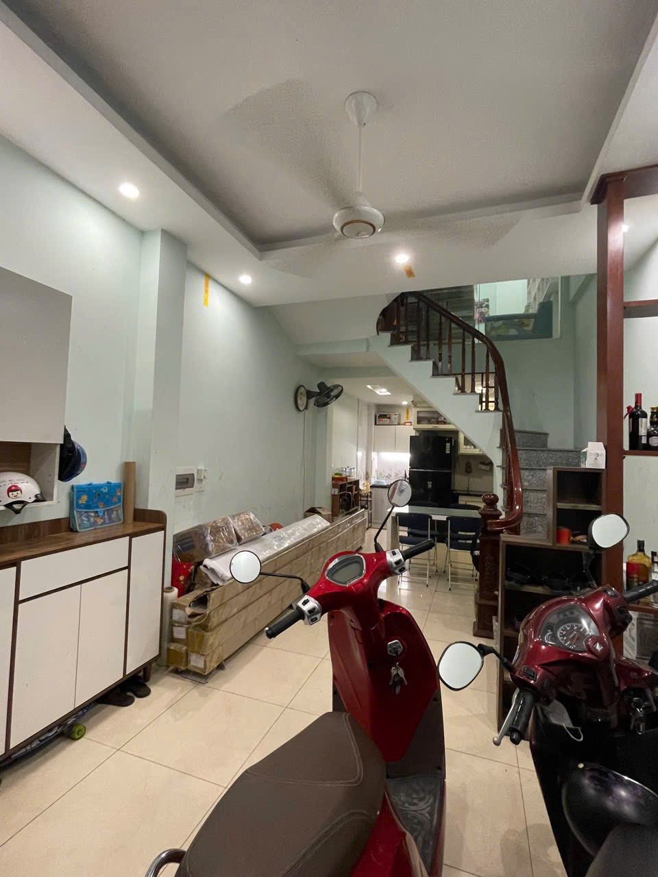 Nhà 4 tầng Yên Nghĩa - Sổ đỏ sang tên, full nội thất, ô tô đỗ cửa