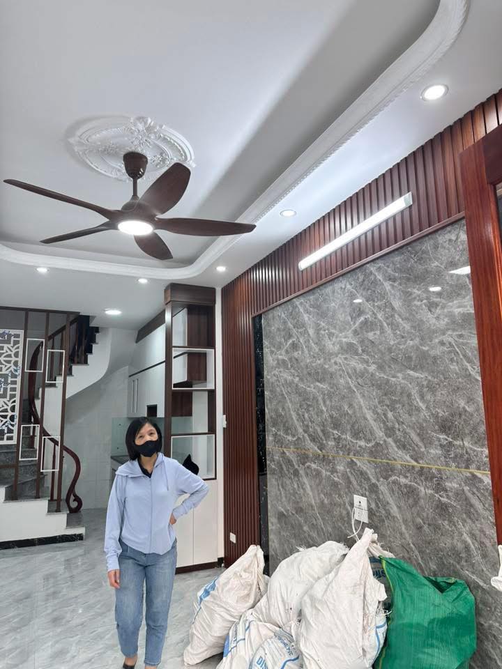 Nhà mới 5 tầng Biên Giang, Hà Đông - Sát QL6, giá chỉ 3.85 tỷ