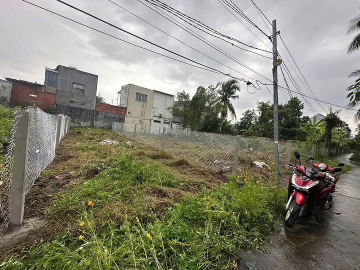 Bán nền thổ cư diện tích 105m2, đường xe Kia Morning, gần cầu 1-5, phường 7, Bến Tre