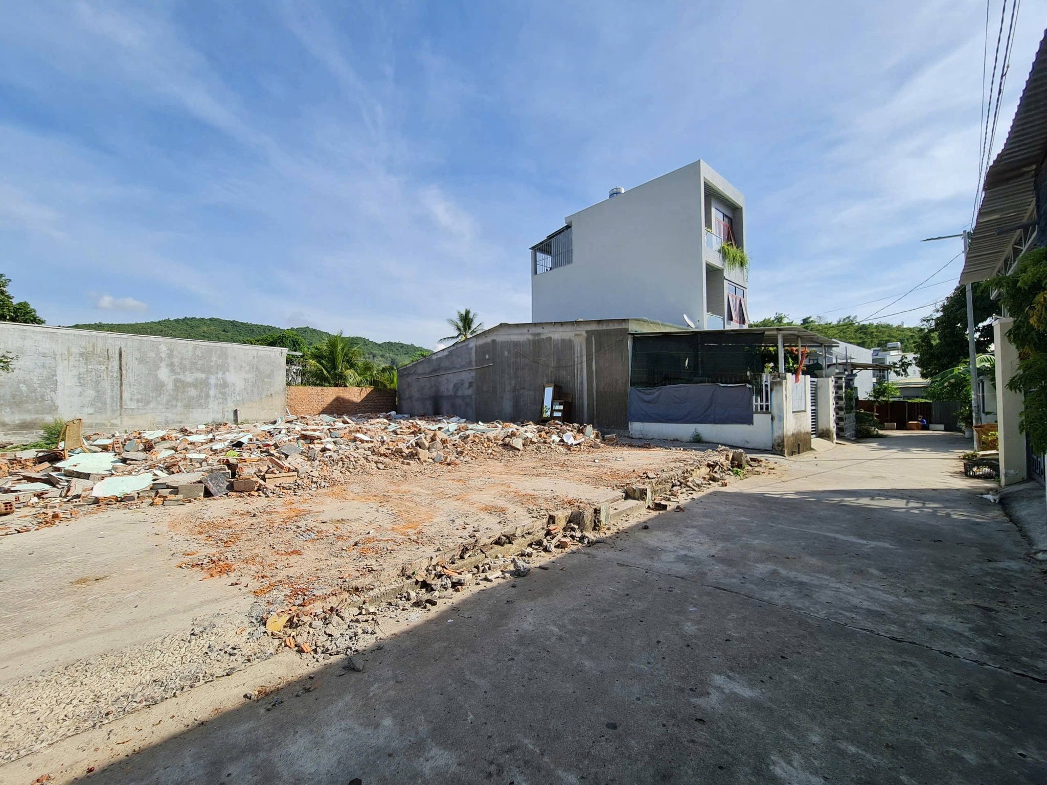 Đất vàng Phước Đồng, Nha Trang - Hẻm ô tô, 274m2, giá chỉ 14 triệu/m2