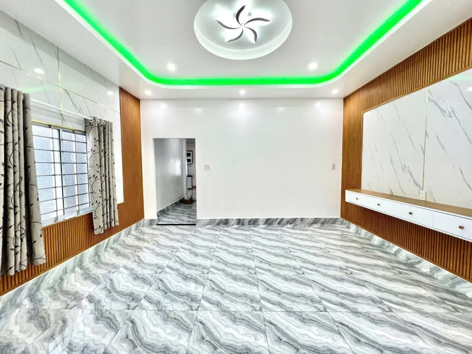 Nhà 2 hẻm Nguyễn Trung Trực, Rạch Giá, Kiên Giang - Diện tích 93m2, 2 ngủ, giá 1.28 tỷ