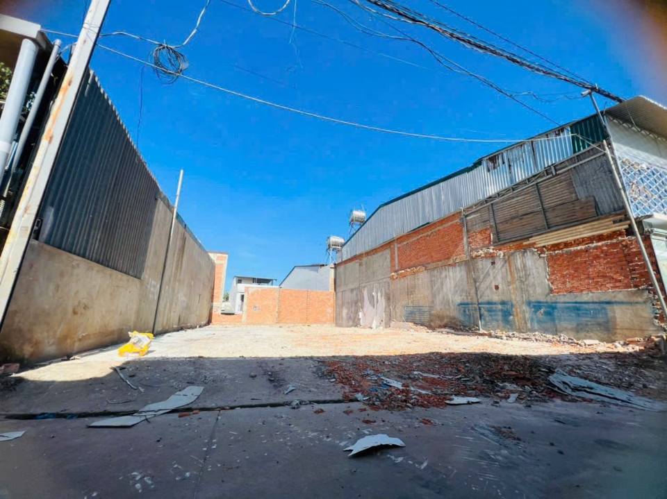 Bán đất Y Moan, Buôn Ma Thuột - 200m2, pháp lý thổ cư, hẻm ô tô