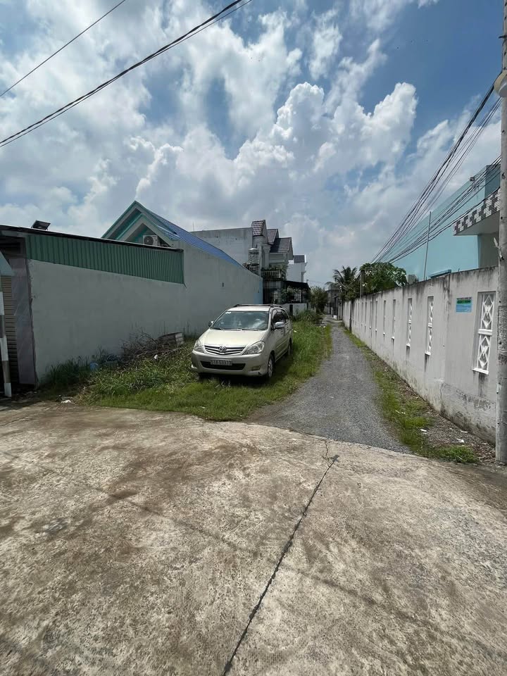 Đất 2 mặt tiền hẻm thông thoáng, dân cư đông đúc, giá nhỉnh 1.5 tỷ