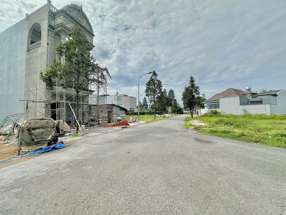 Bán đất vàng KDC Idico2, Tân An, 2 lô liền kề, sẵn sàng xây dựng