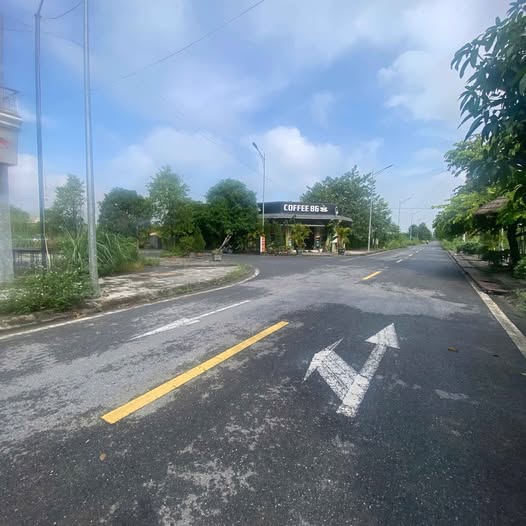 Đất mặt kênh Đại Cương, vị trí đẹp, giá tốt