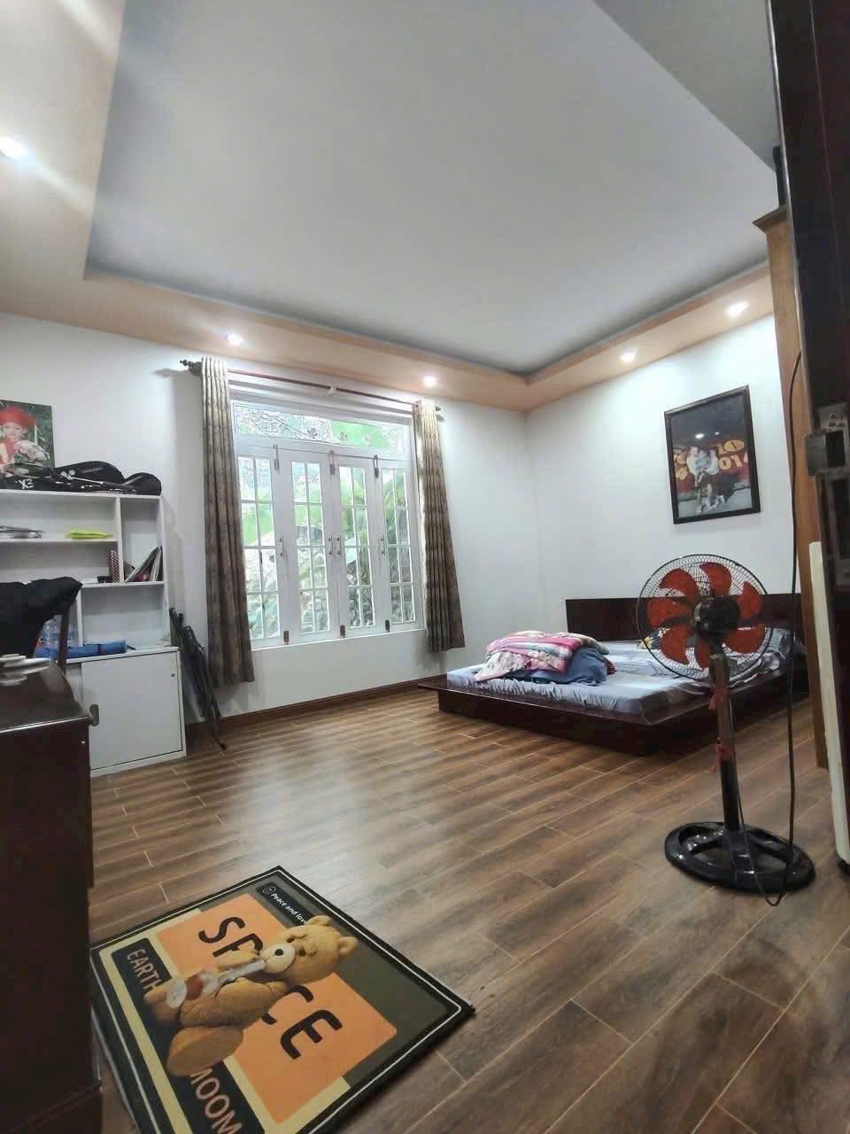 Bán nhà vườn Vĩnh Cửu - Nội thất xịn sò, vườn tược mê ly, giá chỉ 2 tỷ