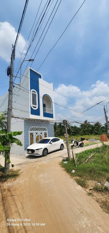 Chào mừng quý vị đến với siêu phẩm nhà 2 mặt tiền đường Giao Liên, xã Phước Thạnh, thành phố Mỹ Tho, tỉnh Tiền Giang