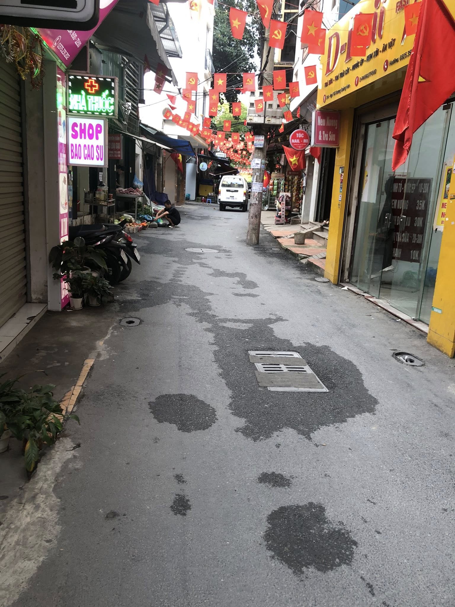 Đất vàng Cầu Giấy, tặng kèm nhà xinh, mặt tiền 4m, giá chỉ 15 tỷ