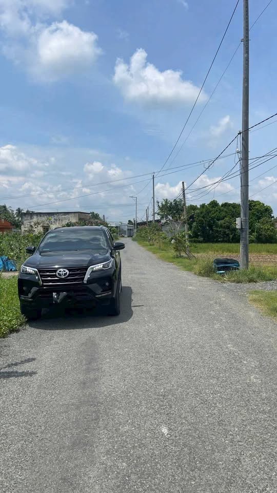 Đất Long An - Mặt tiền nhựa 6m, nở hậu tài lộc, giá hời 690 triệu