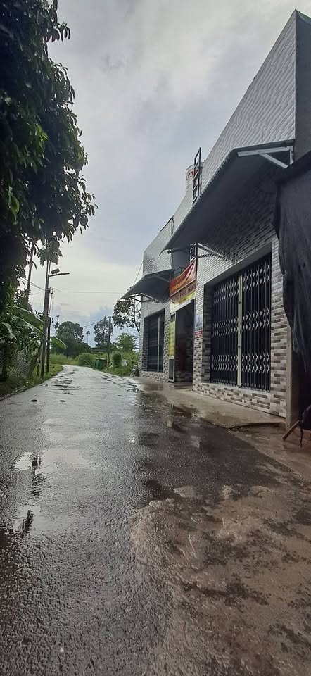 Nhà xinh Gò Dầu 4m x 5m, trệt lầu ban công, diện tích vừa xinh