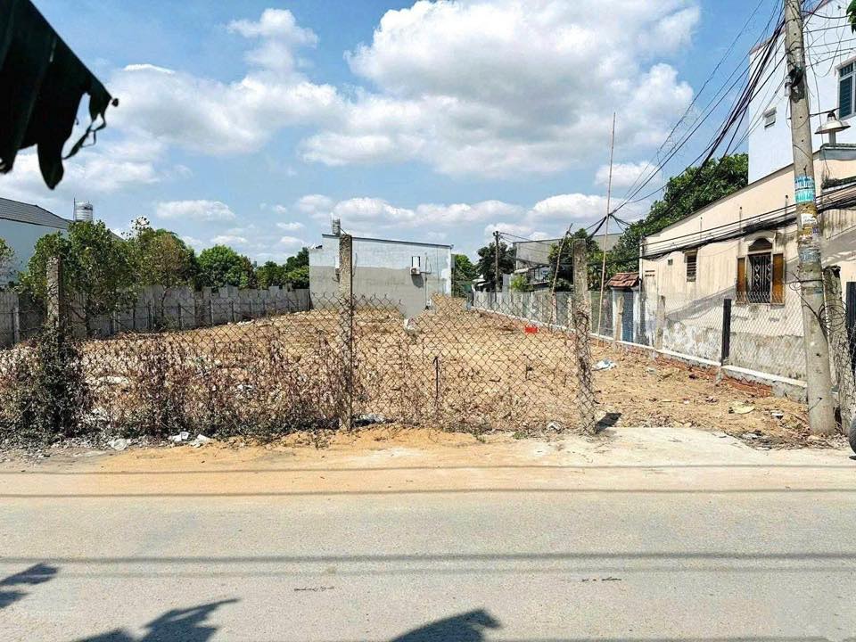 Bán gấp đất thổ cư 420m2 mặt tiền đường lớn, sổ hồng riêng tại Nhơn Trạch, Đồng Nai