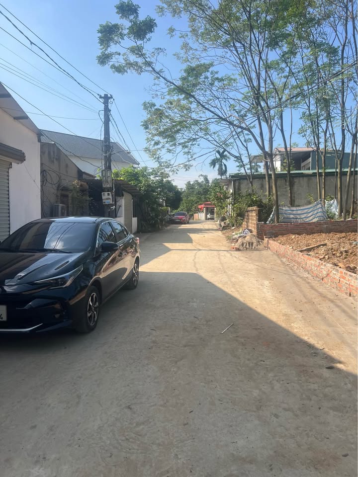 Bán đất Vĩnh Phúc, 93m2 mặt tiền rộng, ô tô vào tận nơi