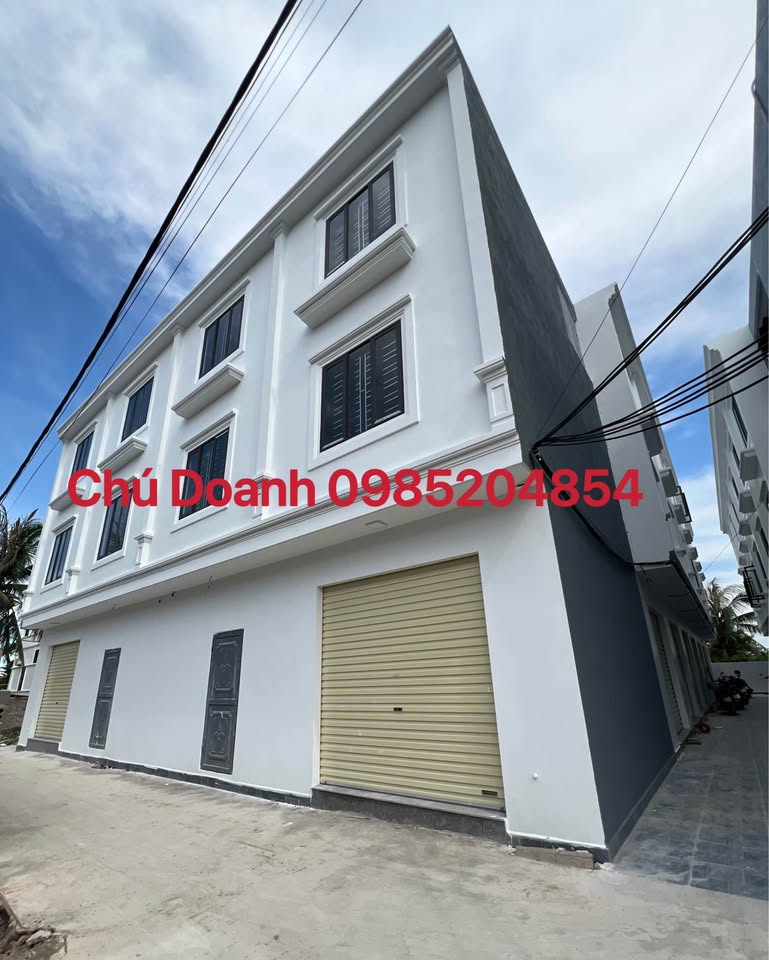 Siêu phẩm nhà 3 tầng mới tinh, sổ đỏ chính chủ, sẵn sàng trao tay chủ mới