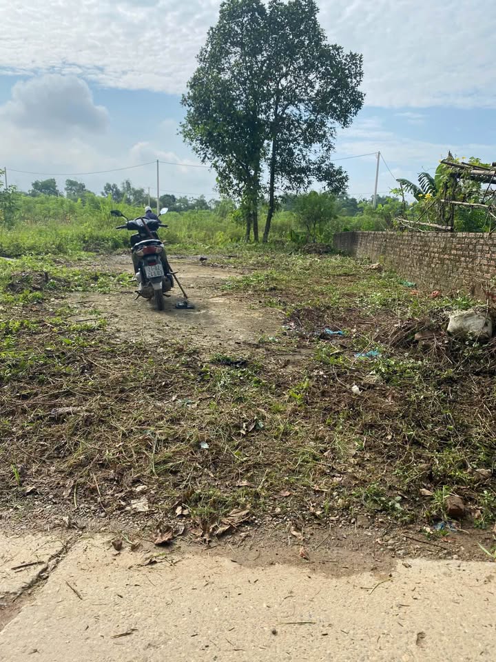 Bán đất vuông vắn 5x18m, trung tâm TP Yên Bái, giá 800 triệu