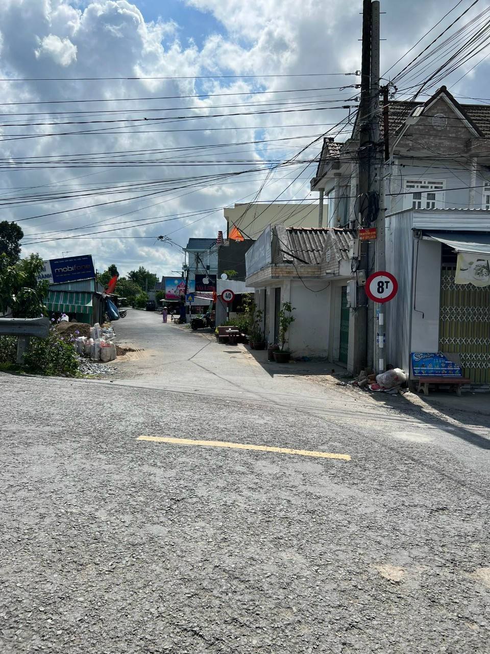 Nhà xinh giá yêu thương gần Chợ Cầu Long Hậu - Chốt đơn lẹ làng