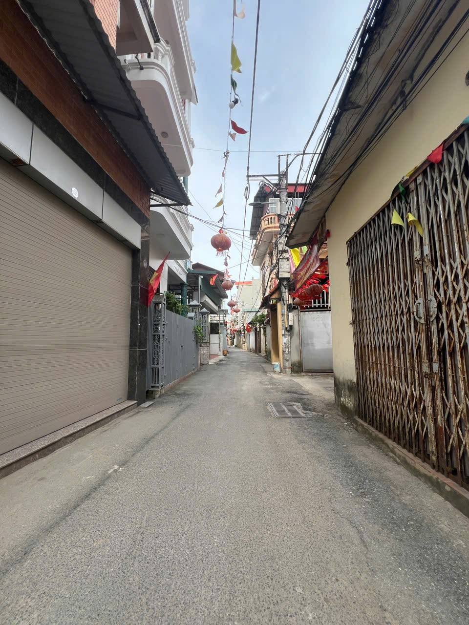 Nhà đẹp Bắc Từ Liêm - Lô góc 2 thoáng, thang máy, ô tô đỗ cửa, 7 phòng ngủ khép kín