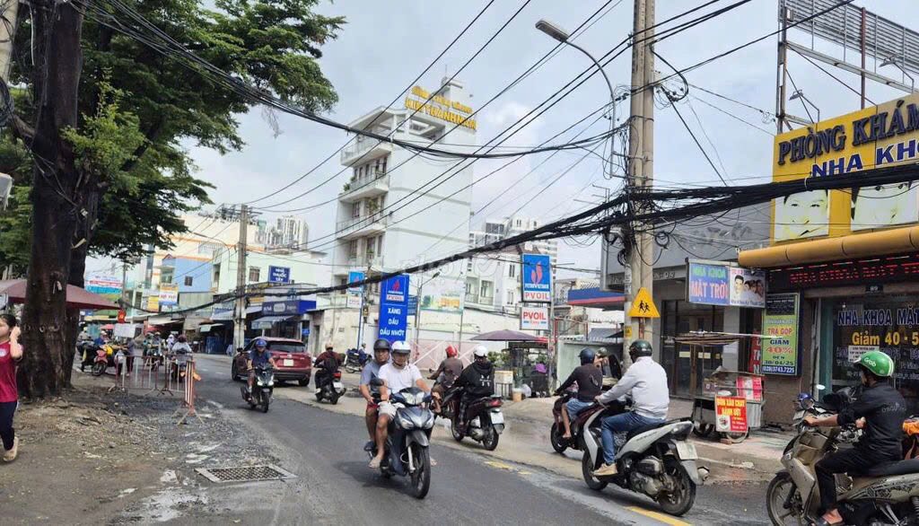 Mặt tiền Nguyễn Duy Trinh 7m ngang, góc 2 mặt tiền, kinh doanh bùng nổ