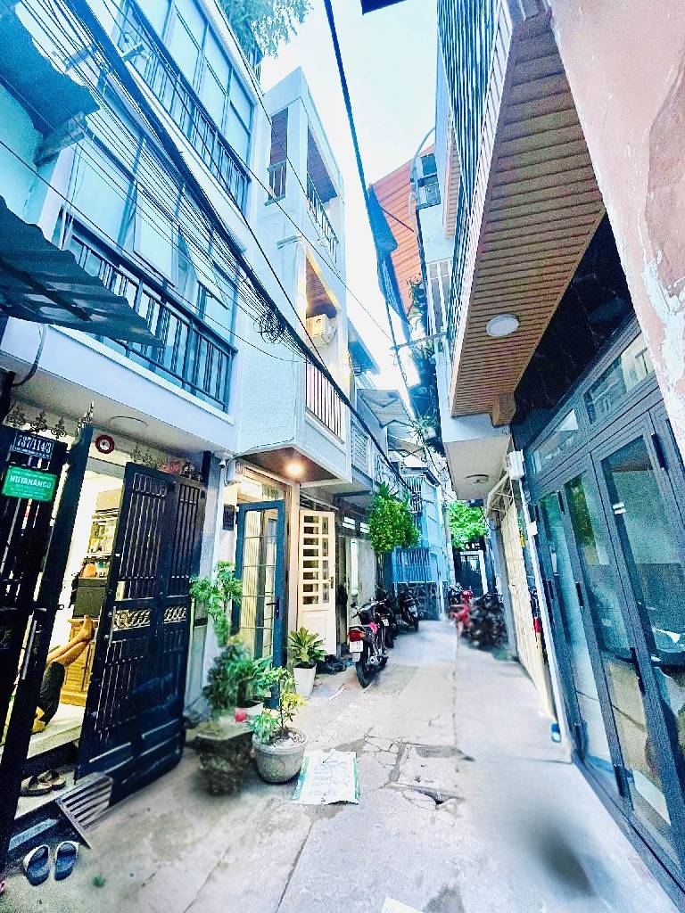 Gia trang 3 tầng Lạc Long Quân, Tân Bình - Nơi an cư lý tưởng