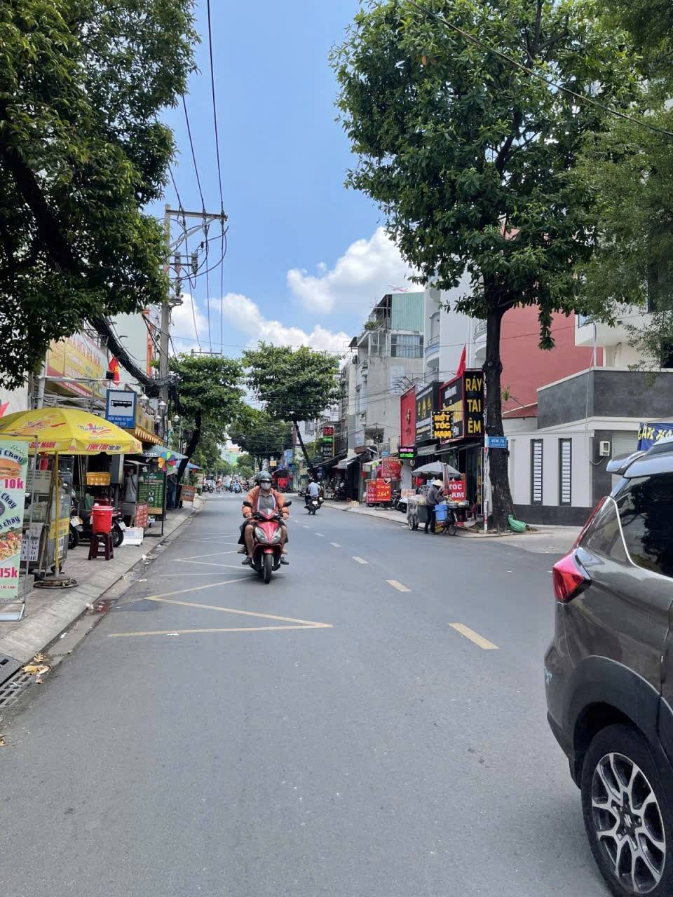 Mặt tiền Tân Quý, Tân Bình 5x17m, 3 tầng, kinh doanh đỉnh cao, 13 tỷ