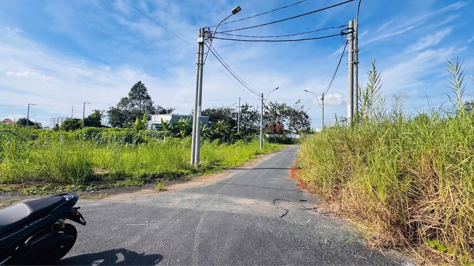 Bán nền xịn sò khu Nam Tầm Bót, giá mềm như bún