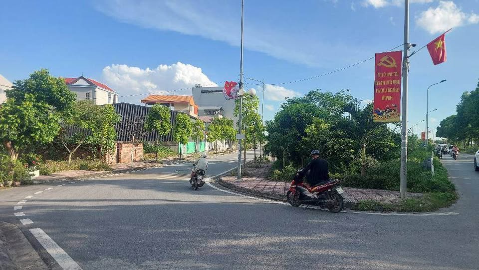 Đất vàng Võ Nguyên Giáp - Ô tô vào tận cửa, giá hời
