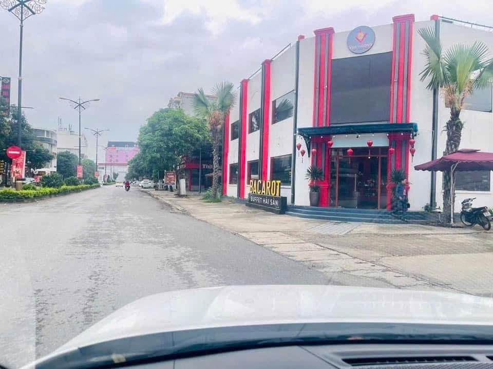 Lô đất vàng lõi Hoàng Văn Thụ, 80m2, mặt tiền 4m, đường ô tô tránh