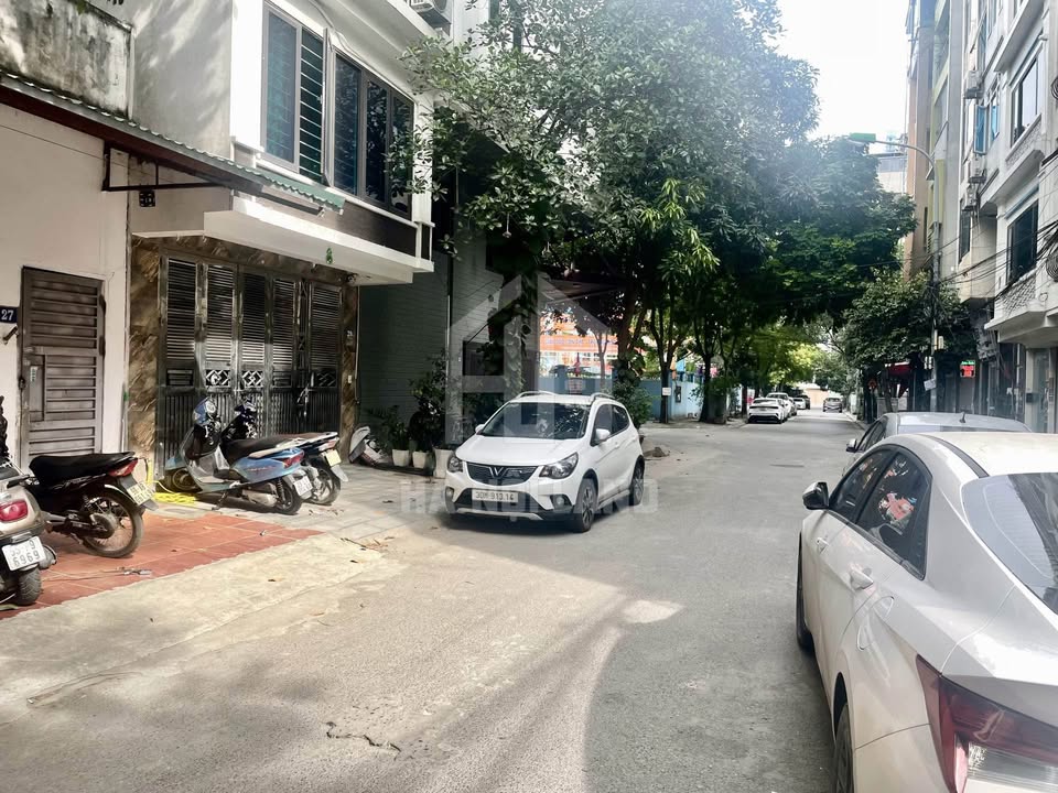 Phân lô Phú Diễn, ô tô tránh, kinh doanh, thang máy, 78m2, mặt tiền 4.2m