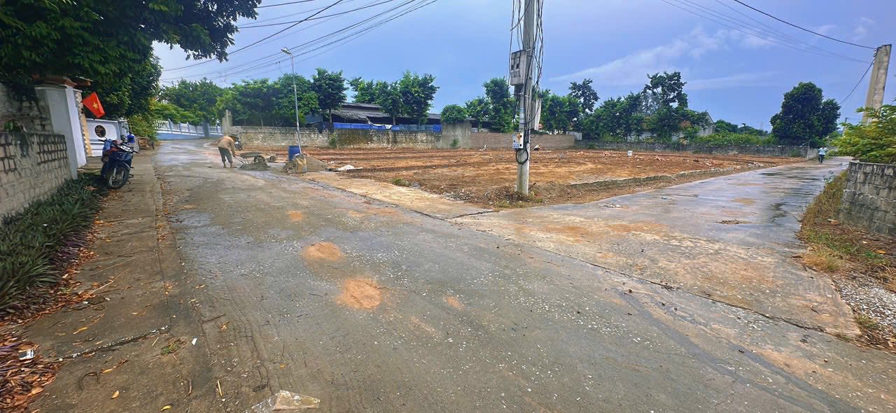 Đất Vĩnh Phúc - 7 lô F0 "ngon lành cành đào", đường 3 ô tô tránh, giá hời