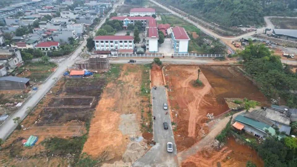 Đất vàng Nguyễn Danh Phương - Sổ đỏ sang tên, giá hời