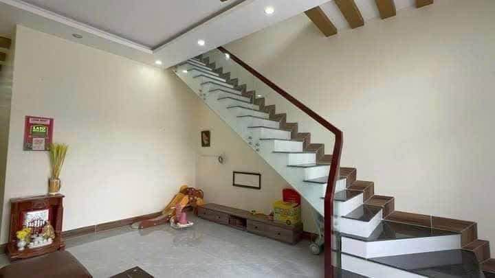 Chính chủ bán gấp nhà 2 tầng mới tinh, full nội thất cao cấp tại Châu Đốc, An Giang