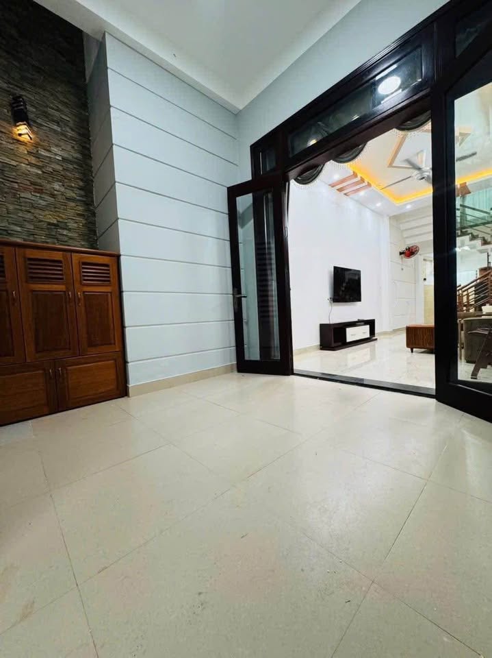 Nhà 3 tầng kiệt Phan Thanh - Đà Nẵng - An nhiên, thoáng mát