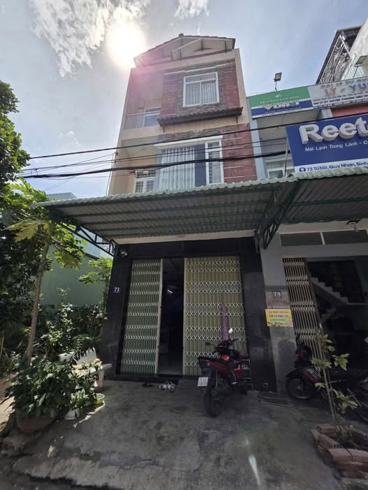 Nhà mặt tiền đường Tú Mỡ, khu Võ Thị Sáu 40m2, 3 tầng, 3 ngủ, giá chỉ 2.75 tỷ