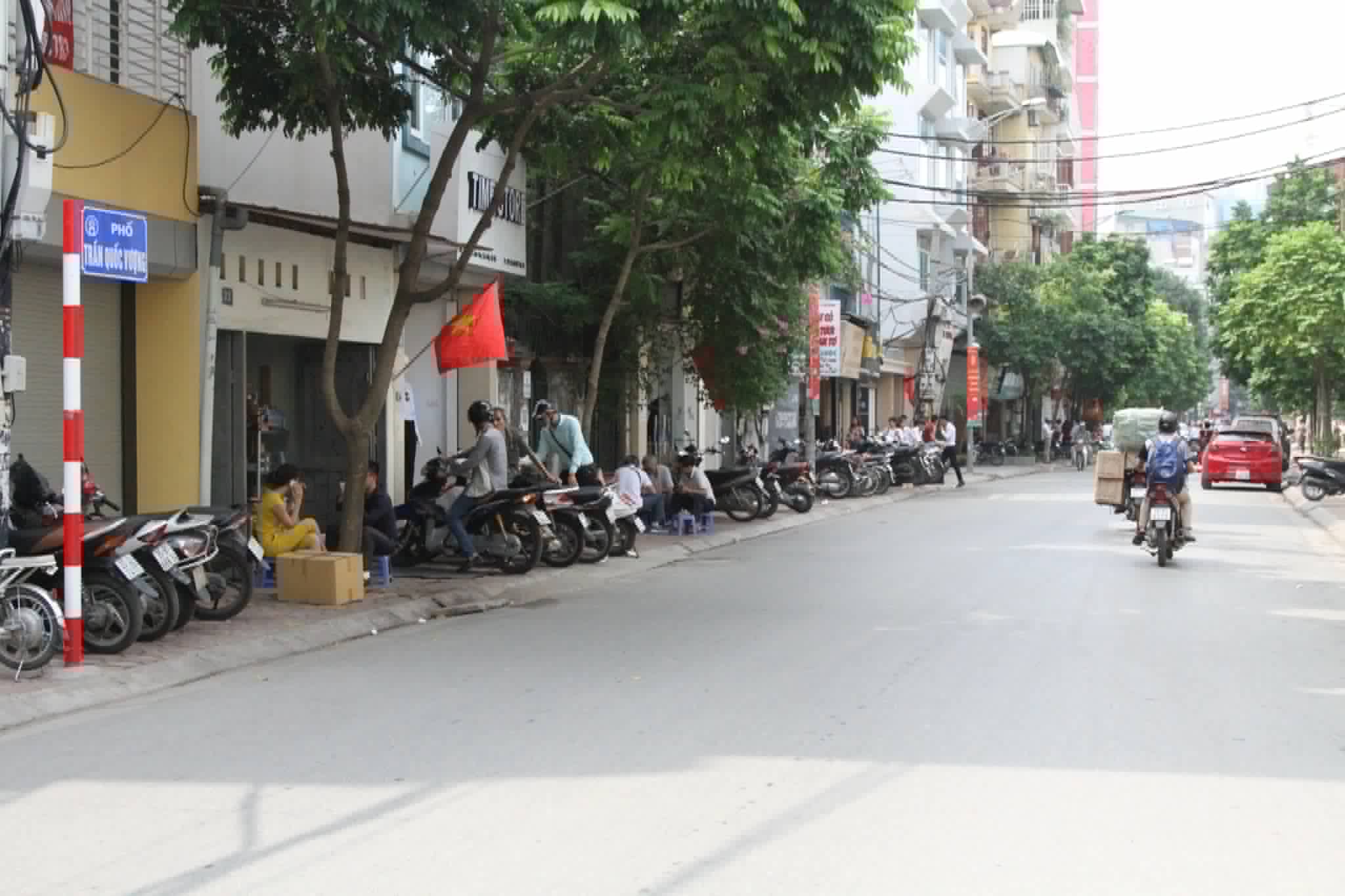 Nhà Cầu Giấy, ngõ thông 36m², sổ đỏ chính chủ, giá cực tốt