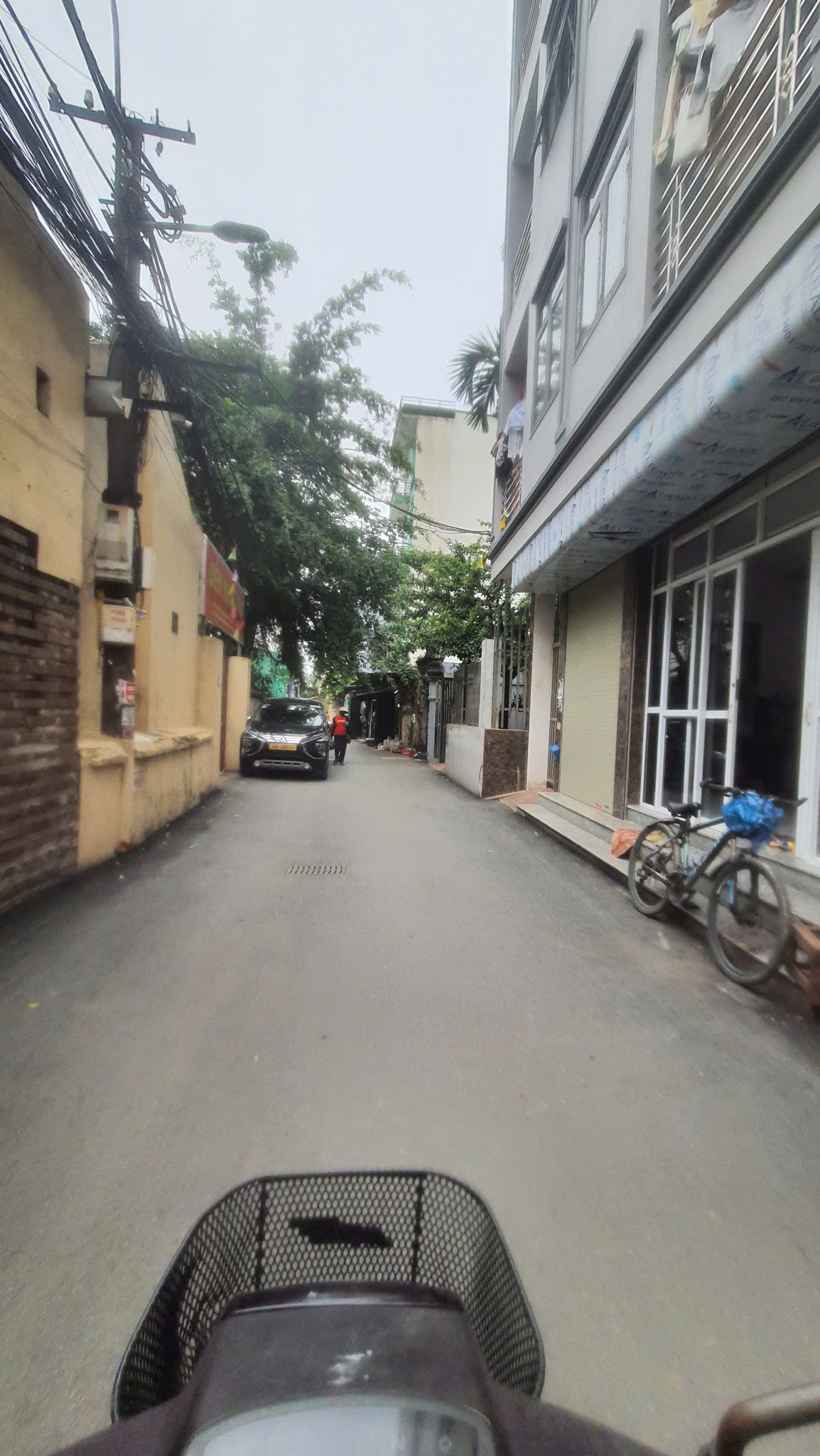 Bán đất 104m2 mặt ngõ ô tô, kinh doanh, gần Ciputra, tặng GPXD 9 tầng