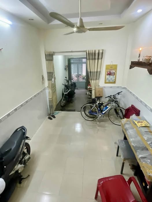 Bán nhà kiên cố 4 tầng, 51m2, 4 ngủ, hẻm xe hơi 5m, khu Phan Xích Long, Phú Nhuận