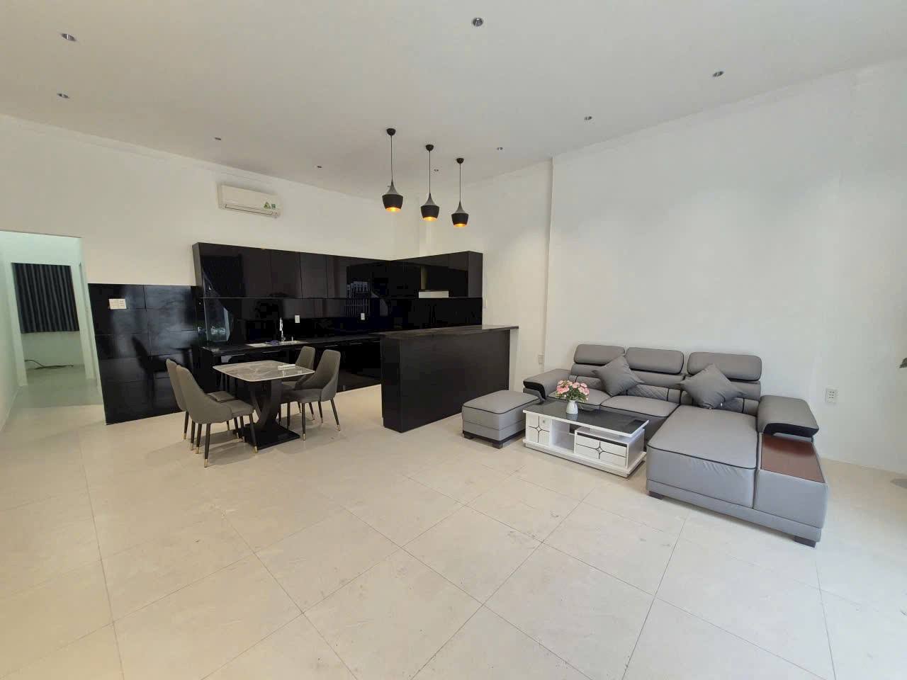 Nhà mặt tiền Âu Cơ, view sông thơ mộng, nội thất xịn xò - Giá chỉ 1.85 tỷ