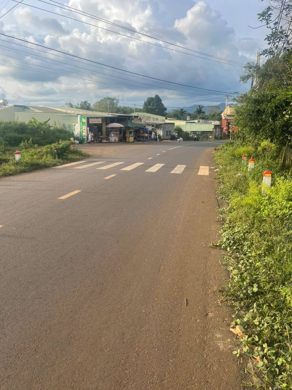 Bán đất mặt tiền Đào Duy Từ, Gia Lai - 5x50m, 1,1 tỷ, sổ sẵn công chứng