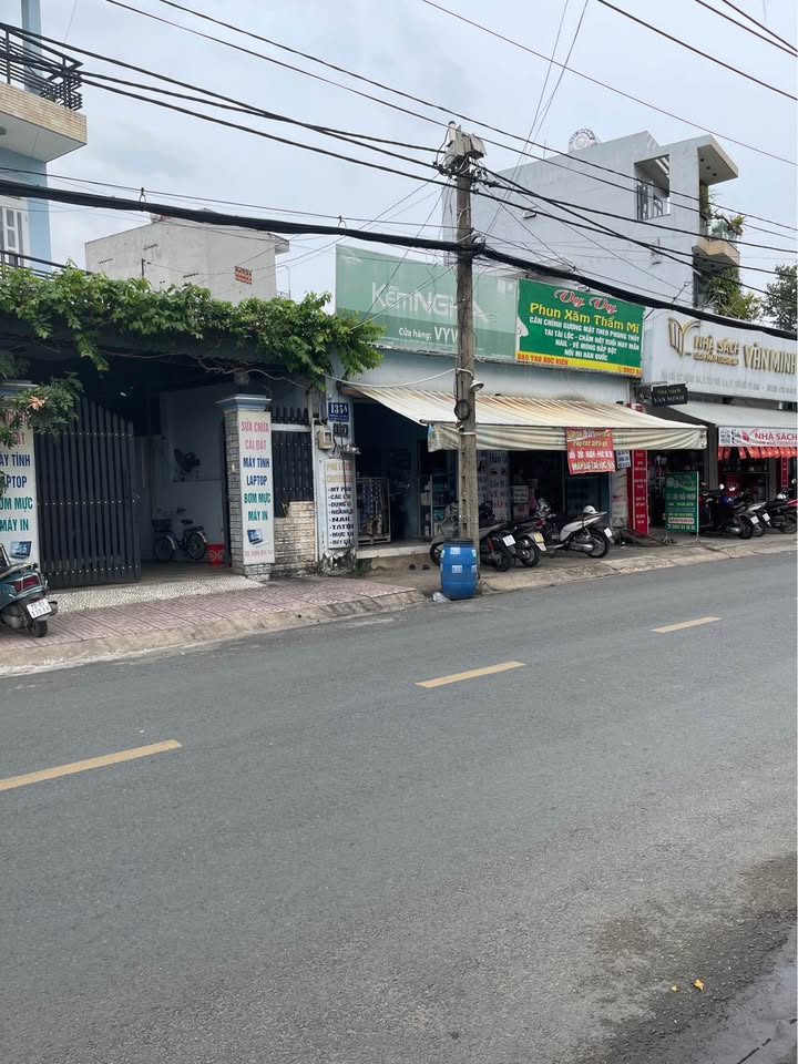 Nhà cấp 4 mặt tiền kinh doanh sầm uất, dòng tiền tốt tại Tân Phú, Thủ Đức - 5.5 tỷ